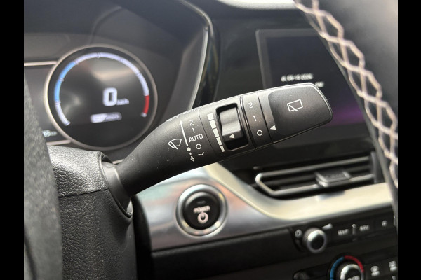 Kia e-Niro ExecutiveLine 64 kWh | 96,7% SOH | Schuifdak | Leder | Memory Seats | Stoelverwarming & Ventilatie | Adaptive Cruise |