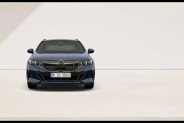 BMW i5 Touring eDrive40 - M-Sport Pro - Pano - Onderstel Prof - Trekhaak - Bowers & Wilkins