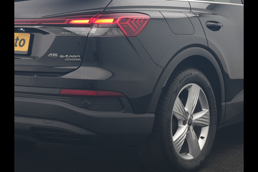 Audi Q4 e-tron 45 Quattro Advanced edition 77 kWh 265pk Dealer O.H. | SOH 97,9% | Trekhaak Af Fabriek | Adaptive Cruise | Camera | Sportstoelen & Stuur Verwarmd | Keyless | Navigatie | DAB | Virtual | Lane Assist |