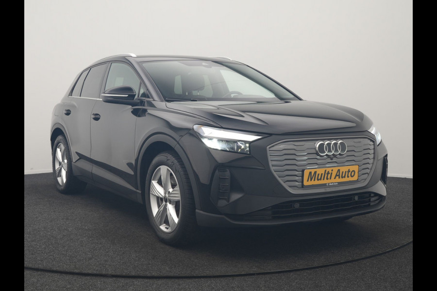 Audi Q4 e-tron 45 Quattro Advanced edition 77 kWh 265pk Dealer O.H. | SOH 97,9% | Trekhaak Af Fabriek | Adaptive Cruise | Camera | Sportstoelen & Stuur Verwarmd | Keyless | Navigatie | DAB | Virtual | Lane Assist |