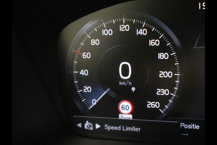 Volvo XC90 2.0 T8 RECHARGE AWD 390 PK 7P + TREKHAAK | PANORAMA | H/K | 360 CAMERA | HEAD-UP