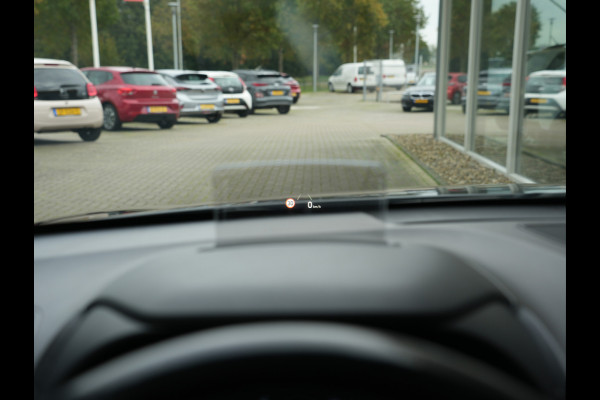 Hyundai Kona EV Limited 64 kWh SOH 99% | Stoelverwarming&ventilatie | Cruise control adaptief met stop&go en stuurhulp | Head-up display