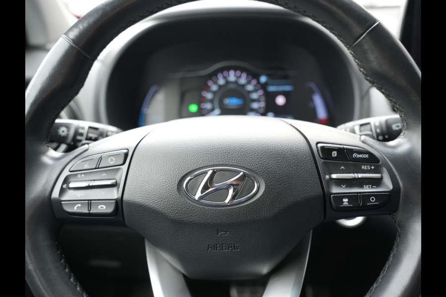 Hyundai Kona EV Limited 64 kWh SOH 99% | Stoelverwarming&ventilatie | Cruise control adaptief met stop&go en stuurhulp | Head-up display