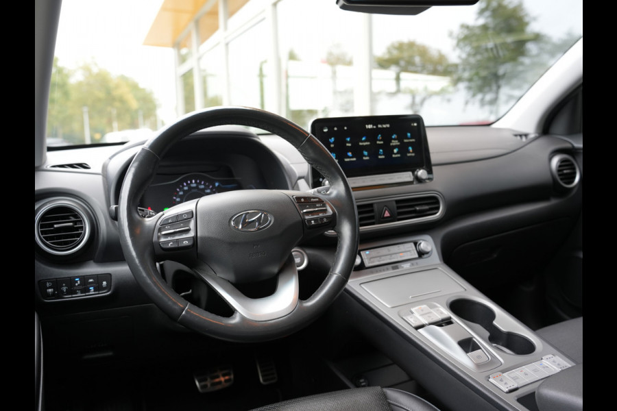 Hyundai Kona EV Limited 64 kWh SOH 99% | Stoelverwarming&ventilatie | Cruise control adaptief met stop&go en stuurhulp | Head-up display
