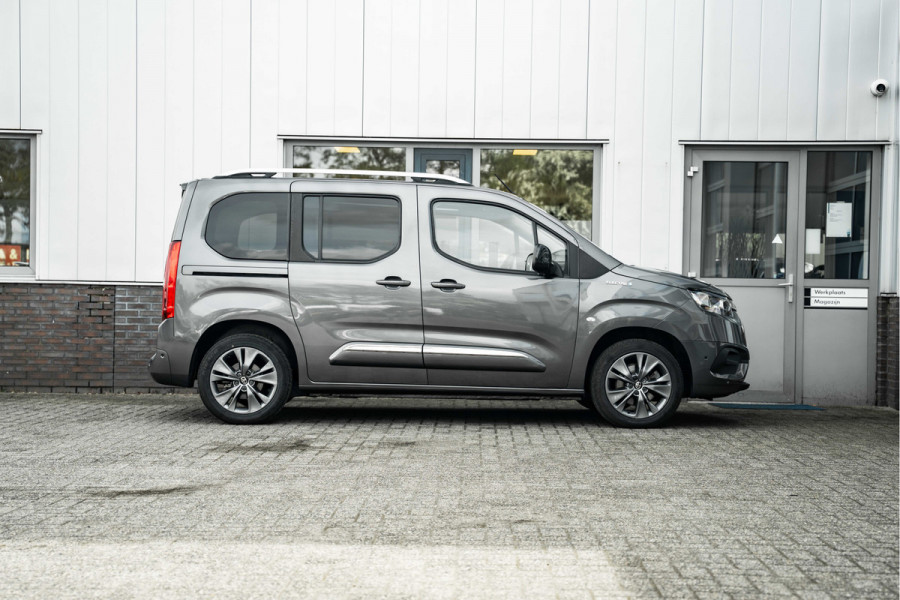 Toyota ProAce Verso | Pano dak | 5-Persoons | Achteruitrijcamera | PDC V+A | Last minute deal, geldig t/m 31-10-2026, profiteer nu! Van €26.950 naar €25.950
