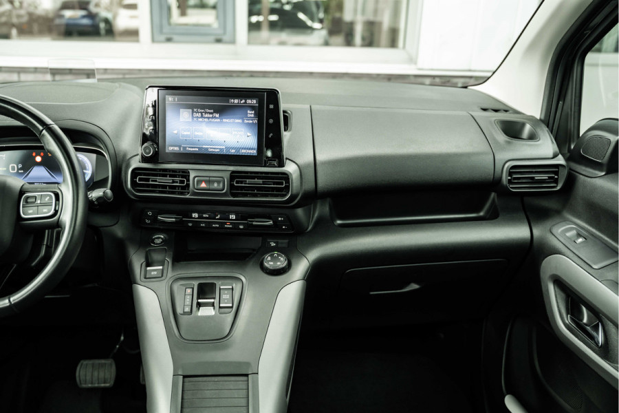 Toyota ProAce Verso | Pano dak | 5-Persoons | Achteruitrijcamera | PDC V+A | Last minute deal, geldig t/m 31-10-2026, profiteer nu! Van €26.950 naar €25.950