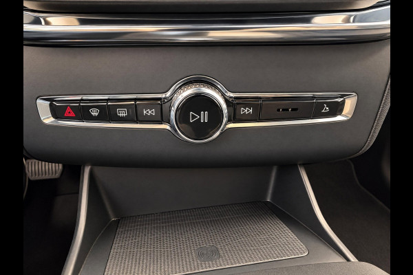 Volvo XC90 2.0 T8 455PK PHEV AWD Plus Bright | Pano | H/K Sound | Surround View | Trekhaak | BTW