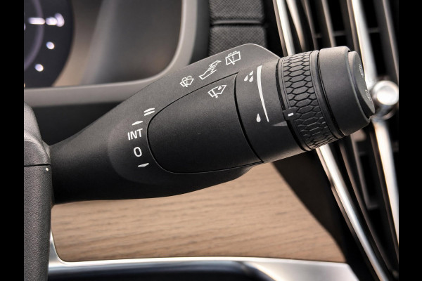 Volvo XC90 2.0 T8 455PK PHEV AWD Plus Bright | Pano | H/K Sound | Surround View | Trekhaak | BTW