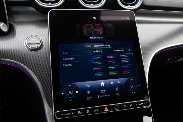 Mercedes-Benz C-Klasse 400 e 4MATIC AMG Premium, Distronic, Leder, Carplay, Memory, 2023