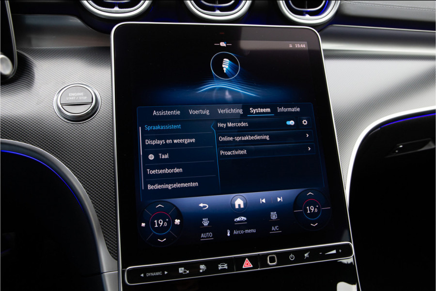 Mercedes-Benz C-Klasse 400 e 4MATIC AMG Premium, Distronic, Leder, Carplay, Memory, 2023