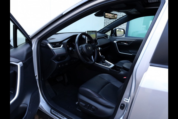 Toyota RAV4 2.5 2.5 Plug-in Hybrid Bi-Tone+ | Panoramadak | Stoelventilatie | JBL