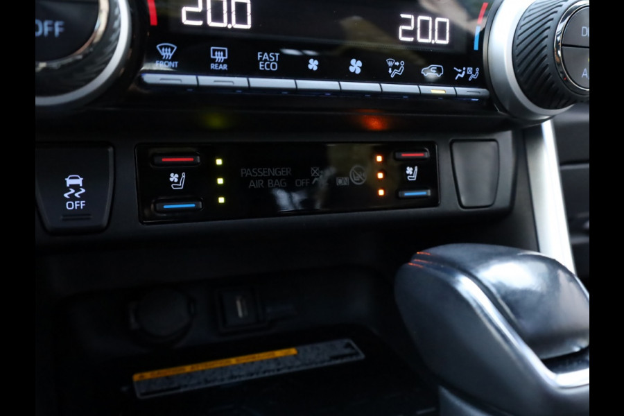 Toyota RAV4 2.5 2.5 Plug-in Hybrid Bi-Tone+ | Panoramadak | Stoelventilatie | JBL