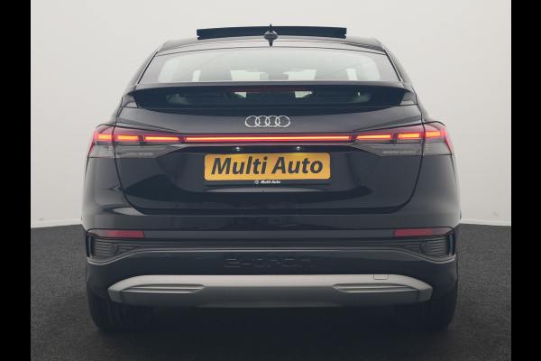 Audi Q4 Sportback e-tron 40 S edition 77 kWh 204pk Dealer O.H. | Trekhaak Af Fabriek | Panodak | Adaptive Cruise | Head Up | 360 Camera | Matrix LED | Lederen Sportstoelen & Stuur Verwarmd | Keyless | Apple Carplay | Navigatie | DAB | 20"L.M |