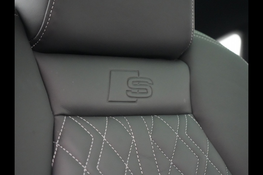 Audi Q4 Sportback e-tron 40 S edition 77 kWh 204pk Dealer O.H. | Trekhaak Af Fabriek | Panodak | Adaptive Cruise | Head Up | 360 Camera | Matrix LED | Lederen Sportstoelen & Stuur Verwarmd | Keyless | Apple Carplay | Navigatie | DAB | 20"L.M |
