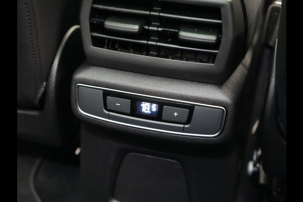 Audi Q4 Sportback e-tron 40 S edition 77 kWh 204pk Dealer O.H. | Trekhaak Af Fabriek | Panodak | Adaptive Cruise | Head Up | 360 Camera | Matrix LED | Lederen Sportstoelen & Stuur Verwarmd | Keyless | Apple Carplay | Navigatie | DAB | 20"L.M |
