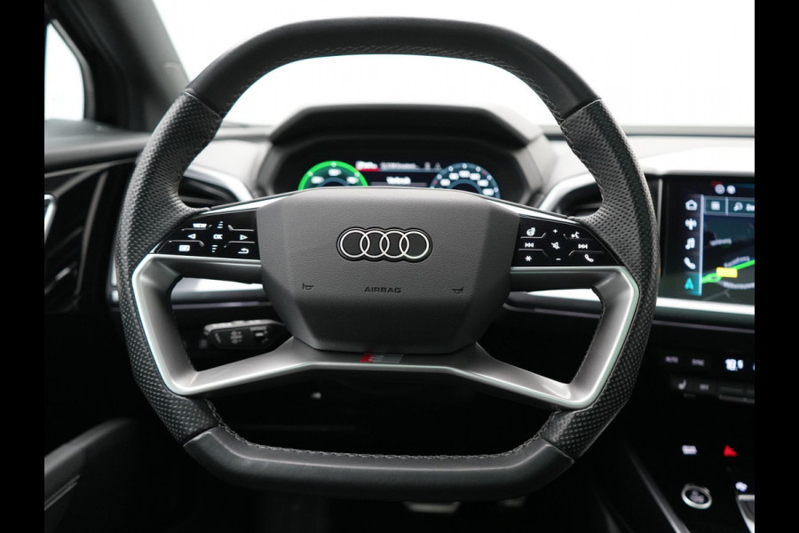 Audi Q4 Sportback e-tron 40 S edition 77 kWh 204pk Dealer O.H. | Trekhaak Af Fabriek | Panodak | Adaptive Cruise | Head Up | 360 Camera | Matrix LED | Lederen Sportstoelen & Stuur Verwarmd | Keyless | Apple Carplay | Navigatie | DAB | 20"L.M |