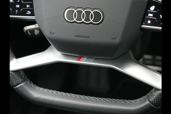 Audi Q4 Sportback e-tron 40 S edition 77 kWh 204pk Dealer O.H. | Trekhaak Af Fabriek | Panodak | Adaptive Cruise | Head Up | 360 Camera | Matrix LED | Lederen Sportstoelen & Stuur Verwarmd | Keyless | Apple Carplay | Navigatie | DAB | 20"L.M |