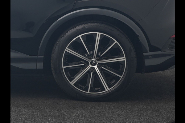 Audi Q4 Sportback e-tron 40 S edition 77 kWh 204pk Dealer O.H. | Trekhaak Af Fabriek | Panodak | Adaptive Cruise | Head Up | 360 Camera | Matrix LED | Lederen Sportstoelen & Stuur Verwarmd | Keyless | Apple Carplay | Navigatie | DAB | 20"L.M |