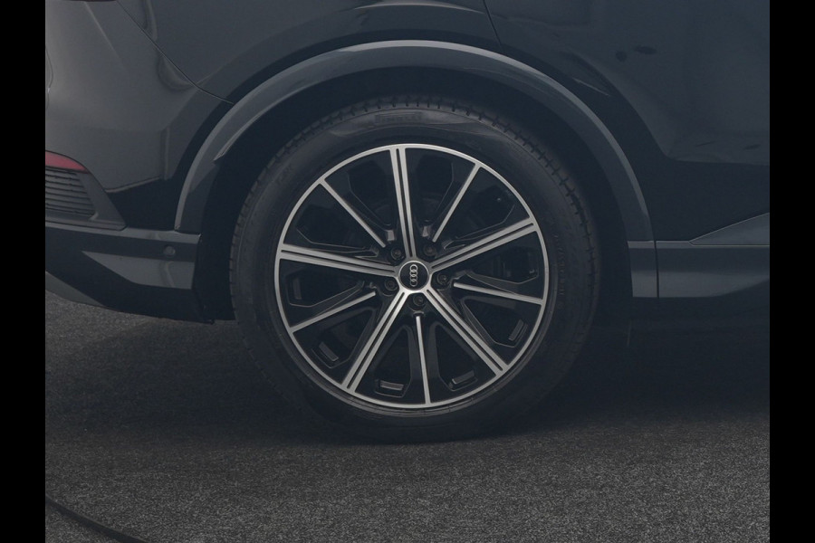 Audi Q4 Sportback e-tron 40 S edition 77 kWh 204pk Dealer O.H. | Trekhaak Af Fabriek | Panodak | Adaptive Cruise | Head Up | 360 Camera | Matrix LED | Lederen Sportstoelen & Stuur Verwarmd | Keyless | Apple Carplay | Navigatie | DAB | 20"L.M |