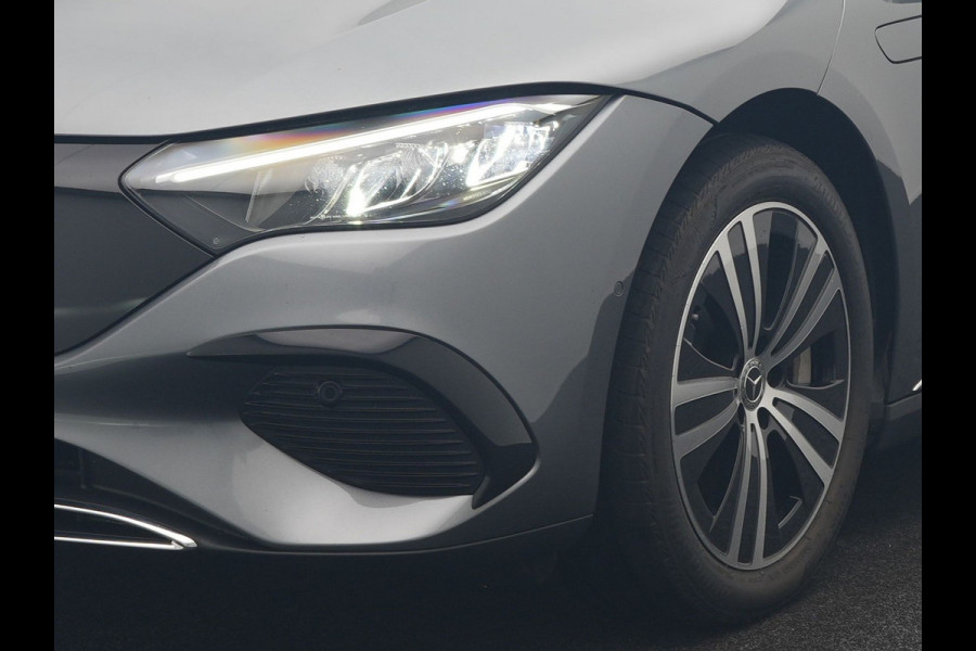 Mercedes-Benz EQE 350+ Luxury Line 91 kWh 292pk Dealer O.H. | SOH 97,5% | Panodak | Adaptive Cruise | Camera | Lederen Sportstoelen Memory & Ventilatie | Stoelen & Stuur Verwarmd | Sfeerverlichting | BLIS | Keyless | Apple Carplay | Navigatie | DAB |