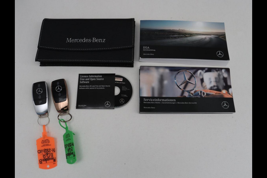 Mercedes-Benz EQA 250 Business Solution Luxury 67 kWh | SOH 96,1% | Keyless Entry | LED | Trekhaak | Sfeerverlichting | Camera |