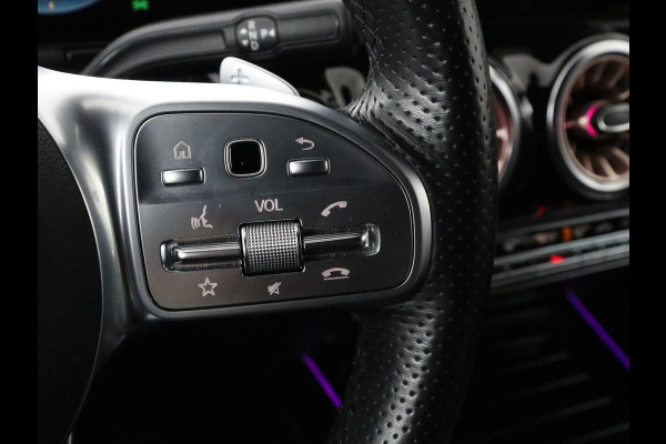 Mercedes-Benz EQA 250 Business Solution Luxury 67 kWh | SOH 96,1% | Keyless Entry | LED | Trekhaak | Sfeerverlichting | Camera |