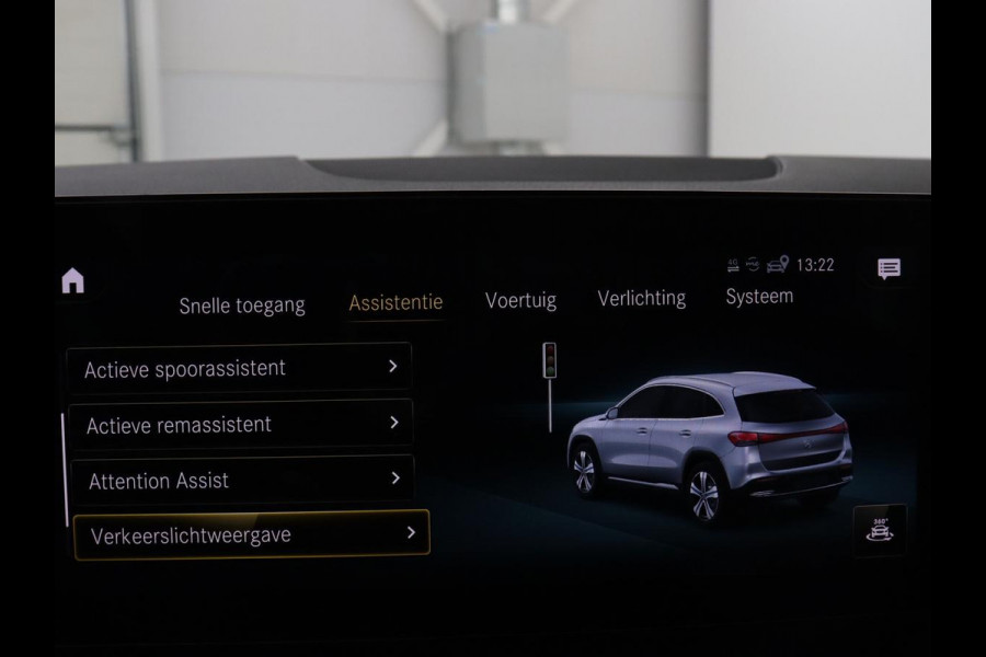 Mercedes-Benz EQA 250 Business Solution Luxury 67 kWh | SOH 96,1% | Keyless Entry | LED | Trekhaak | Sfeerverlichting | Camera |