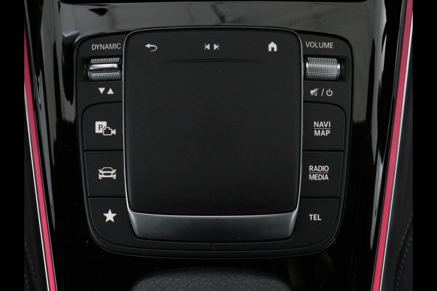Mercedes-Benz EQA 250 Business Solution Luxury 67 kWh | SOH 96,1% | Keyless Entry | LED | Trekhaak | Sfeerverlichting | Camera |