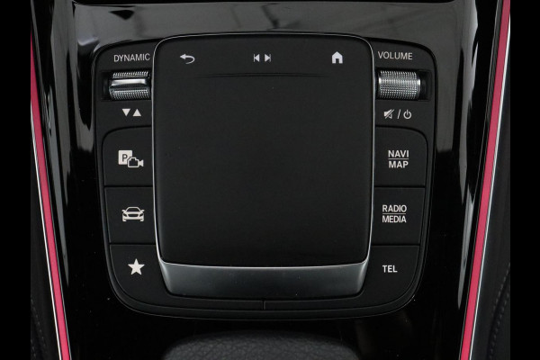Mercedes-Benz EQA 250 Business Solution Luxury 67 kWh | SOH 96,1% | Keyless Entry | LED | Trekhaak | Sfeerverlichting | Camera |