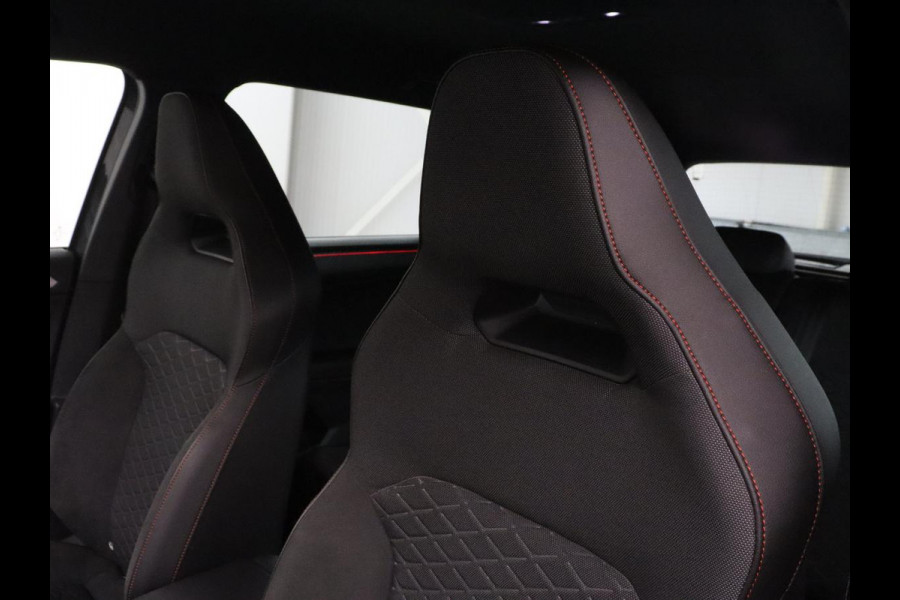 Seat Tarraco 1.4 TSI e-Hybrid PHEV FR Business | SOH 97,9%| Trekhaak | Stoelverwarming | LED | Stuurwielverwarming | Apple Carplay | 360 Camera |