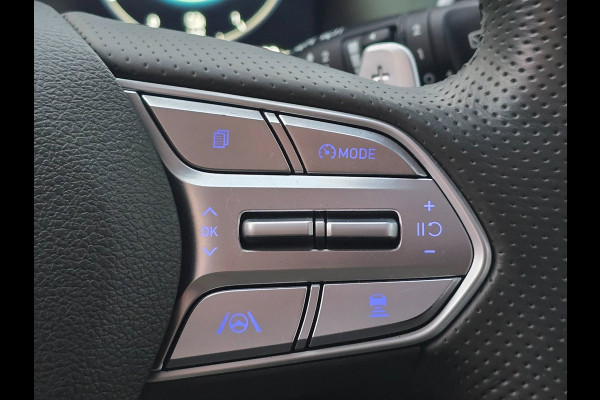 Hyundai Santa Fe 1.6 T-GDI PHEV Premium Plus Sky 7 Persoons / Schermen / Leder / Head Up / Memory / Pano / Verkoeling / Led / Pdc