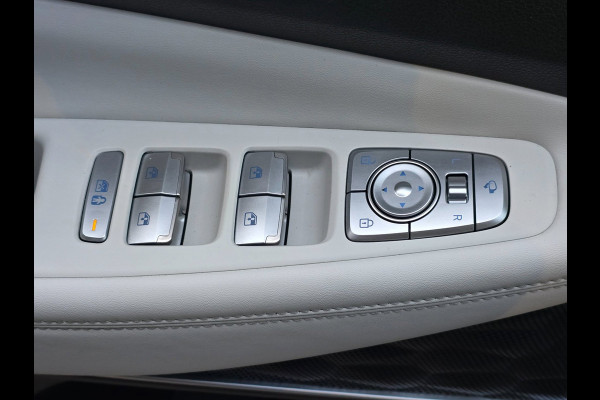 Hyundai Santa Fe 1.6 T-GDI PHEV Premium Plus Sky 7 Persoons / Schermen / Leder / Head Up / Memory / Pano / Verkoeling / Led / Pdc