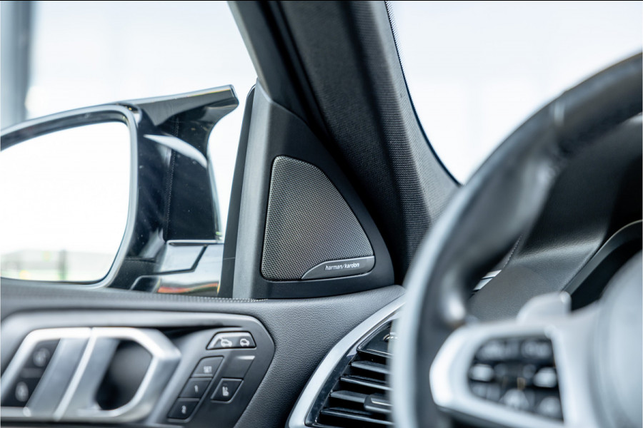 BMW X6 M50i High Executive - M Sport | Panorama | 4-wielsturing | H&K | Soft Close | 360 Camera