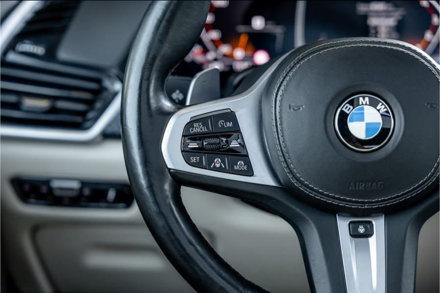 BMW X6 M50i High Executive - M Sport | Panorama | 4-wielsturing | H&K | Soft Close | 360 Camera