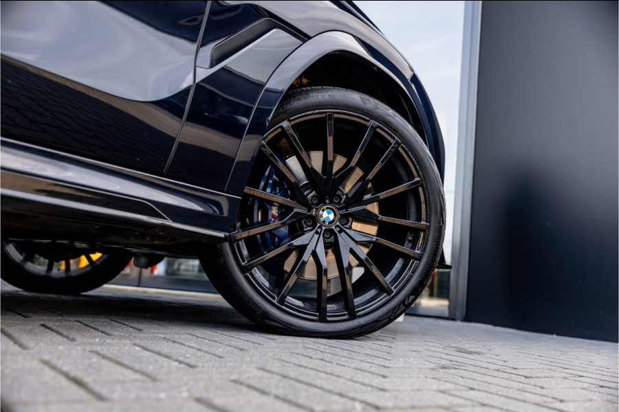 BMW X6 M50i High Executive - M Sport | Panorama | 4-wielsturing | H&K | Soft Close | 360 Camera