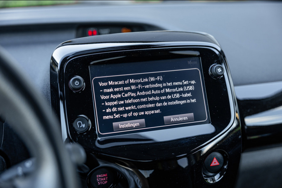 Peugeot 108 1.0 e-VTi Allure / Automaat / 50dkm NAP / Camera / Carplay / Org. NL / Keyless Entry