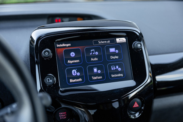 Peugeot 108 1.0 e-VTi Allure / Automaat / 50dkm NAP / Camera / Carplay / Org. NL / Keyless Entry