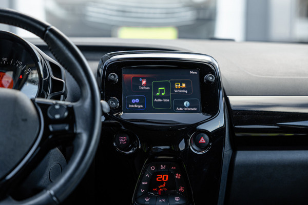 Peugeot 108 1.0 e-VTi Allure / Automaat / 50dkm NAP / Camera / Carplay / Org. NL / Keyless Entry
