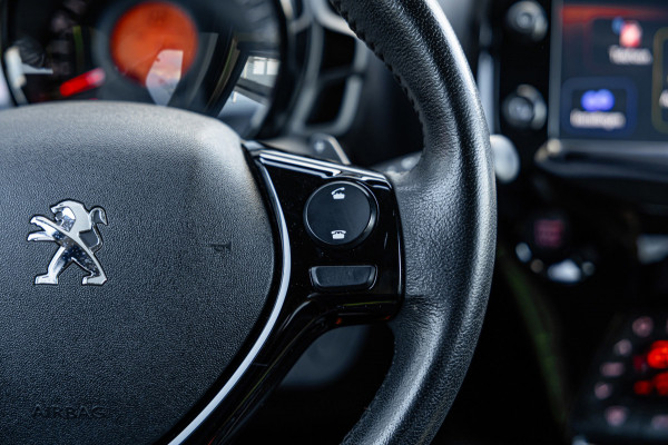 Peugeot 108 1.0 e-VTi Allure / Automaat / 50dkm NAP / Camera / Carplay / Org. NL / Keyless Entry