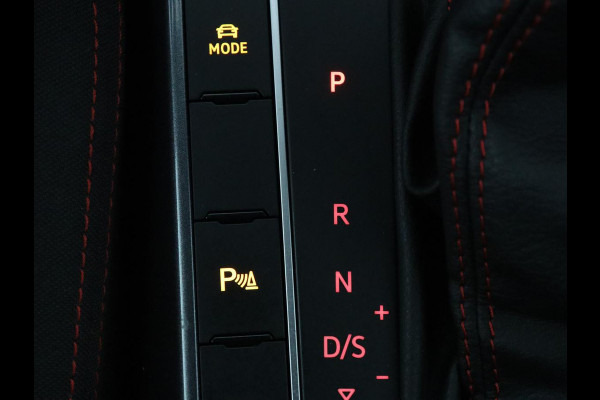 Volkswagen Polo 2.0 TSI GTI | Apple Carplay | LED | Navigatie |