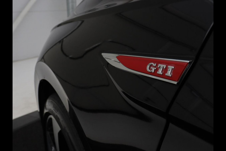 Volkswagen Polo 2.0 TSI GTI | Apple Carplay | LED | Navigatie |