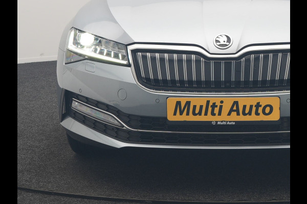Škoda Superb Combi 1.4 TSI iV Laurin & Klement PHEV 218pk Dealer O.H. | Trekhaak Af Fabriek | Panodak | Adaptive Cruise | 360 Camera | Canton Audio | Lederen Comfortstoelen Memory & Massage & Ventilatie | Sfeerverlichting | Stoelen & Stuur Verwarmd | BLIS | Keyless | Plug In Hybrid |
