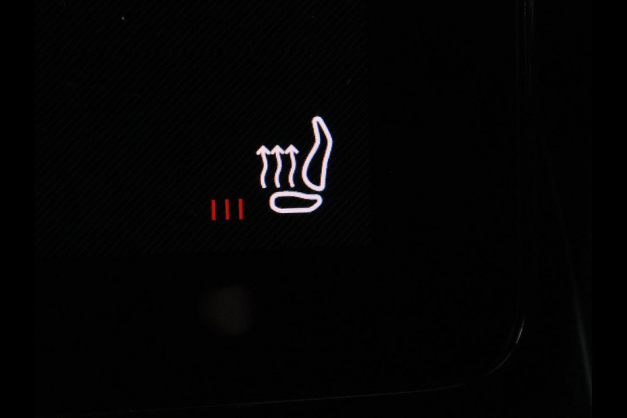 Polestar 2 Standard Range Single Motor 63kWh | SOH 89,4% | Stoelverwarming | Camera | Trekhaak | LED | Keyless |