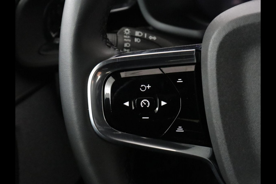 Polestar 2 Standard Range Single Motor 63kWh | SOH 89,4% | Stoelverwarming | Camera | Trekhaak | LED | Keyless |