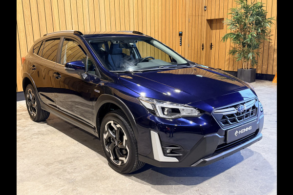Subaru XV 2.0i e-BOXER Luxury Automaat | 4X4 | Adaptive-cruise | Navigatie | Apple-carplay Camera voor en achter | 49. 000 km met NAP