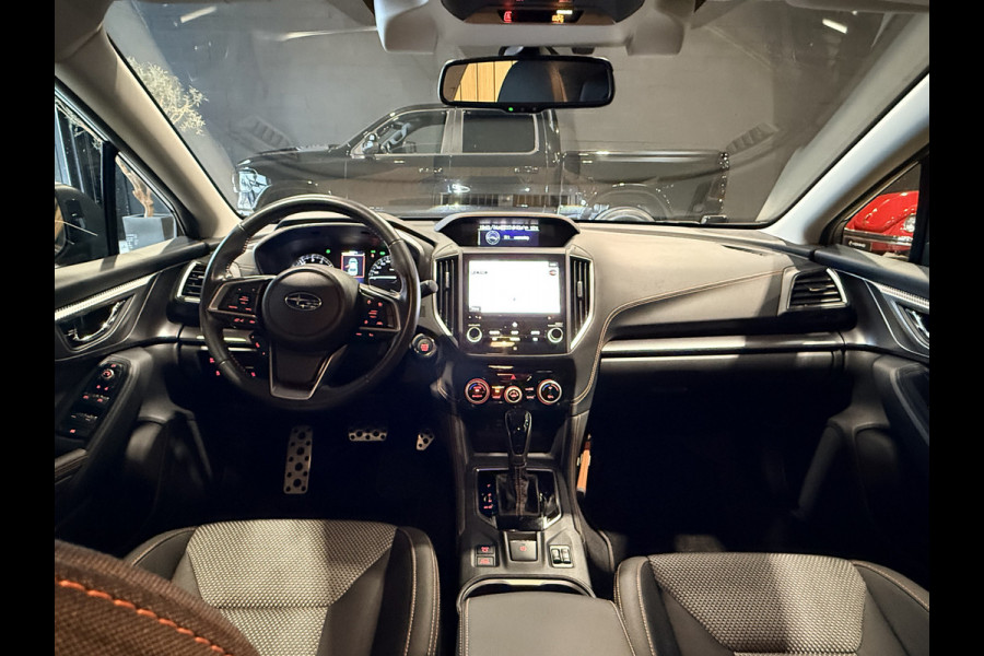 Subaru XV 2.0i e-BOXER Luxury Automaat | 4X4 | Adaptive-cruise | Navigatie | Apple-carplay Camera voor en achter | 49. 000 km met NAP