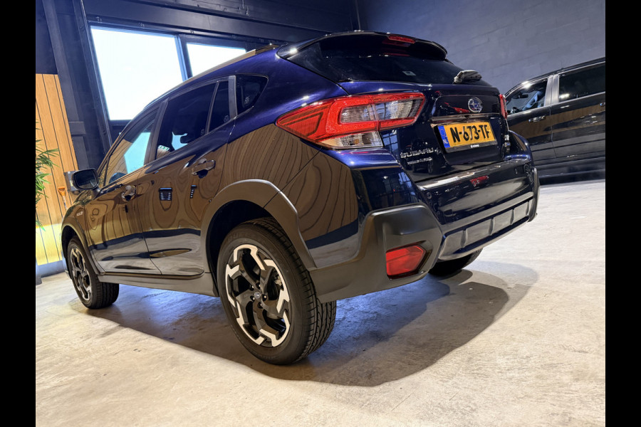Subaru XV 2.0i e-BOXER Luxury Automaat | 4X4 | Adaptive-cruise | Navigatie | Apple-carplay Camera voor en achter | 49. 000 km met NAP
