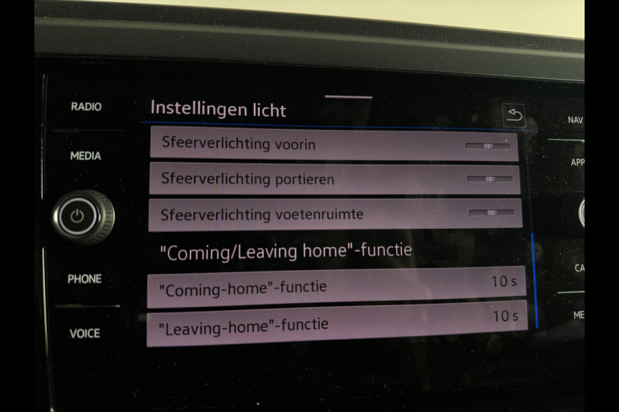 Volkswagen Taigo 1.0 TSI R-Line Keyless|Camera|ACC|Sfeer|IQ