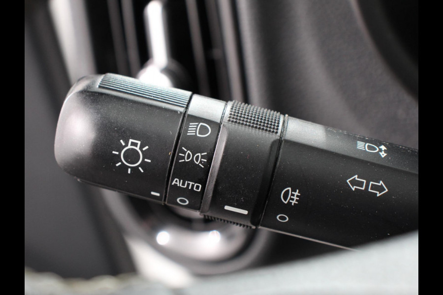 Kia Picanto 1.0 DPi Automaat DynamicLine Navigatie Apple Carplay Android Auto Camera Cruise Control Airco Lichtmetalen velgen