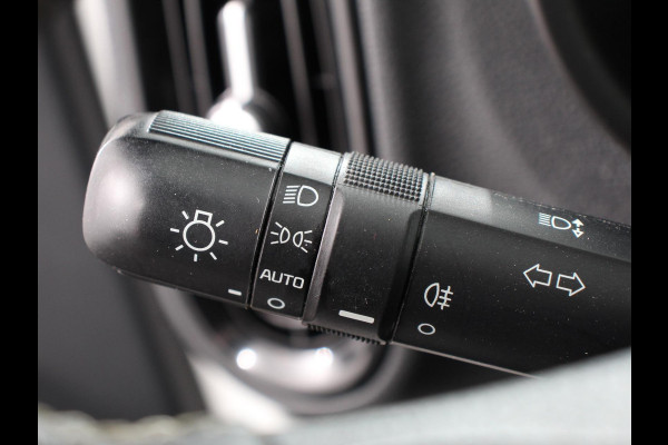 Kia Picanto 1.0 DPi Automaat DynamicLine Navigatie Apple Carplay Android Auto Camera Cruise Control Airco Lichtmetalen velgen